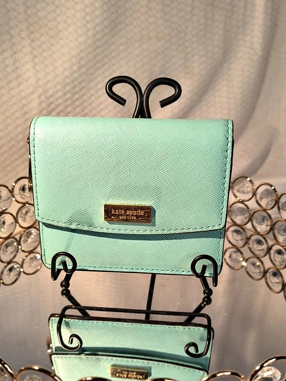 kate spade new york Staci Small L-Zip Bifold Wallet Cardholder Mint Green